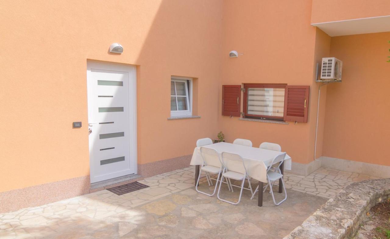 New Family 2 Bedroom Apartment Vodnjan Εξωτερικό φωτογραφία